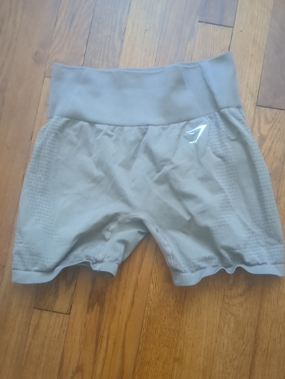 tan gymshark shorts